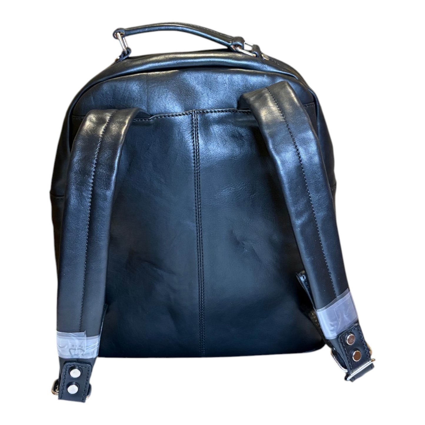 Q7Lab handcrafted leather backpack elegant and durable everyday travel backpack made for modern functional luxury and refined organization