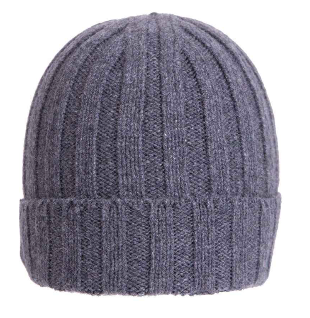 Berretto a coste in puro cashmere grigio di Q7LAB, accessorio in lana di alta qualità fatto in Italia.