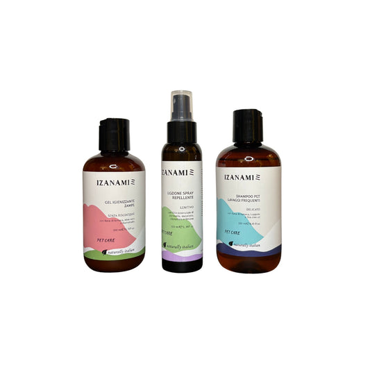 Prodotti cosmetici biologici per animali della collezione PET CARE di IZANAMI, immagine di confezioni naturali e sostenibili.