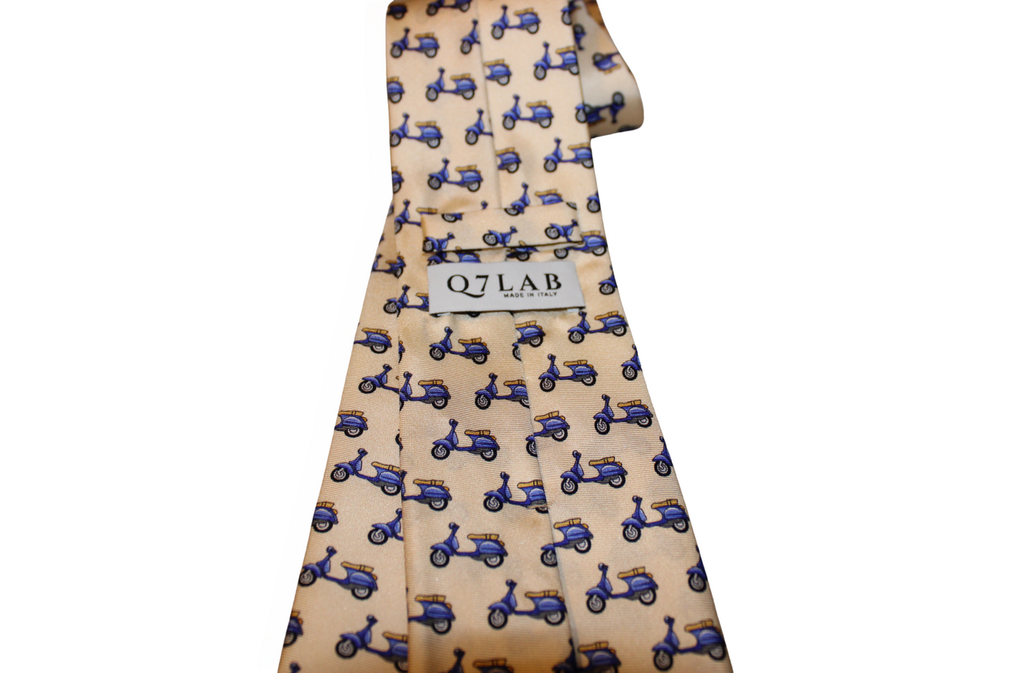 Cravatta sartoriale 50 Special in twill di seta gialla, dettagli, Q7LAB Made in Italy