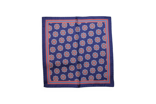 Pochette sartoriale Bishop in twill di seta blu, Q7LAB Made in Italy