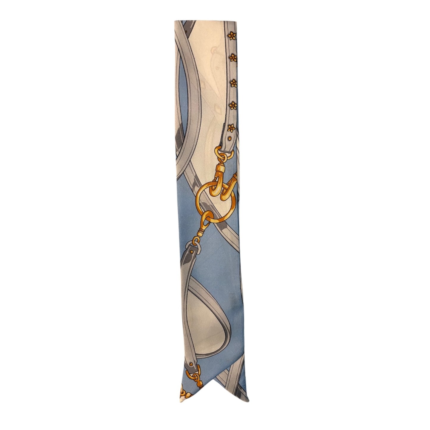 Twilly sartoriale in twill di seta celeste, accessorio donna di Q7LAB, con design elegante e raffinato.